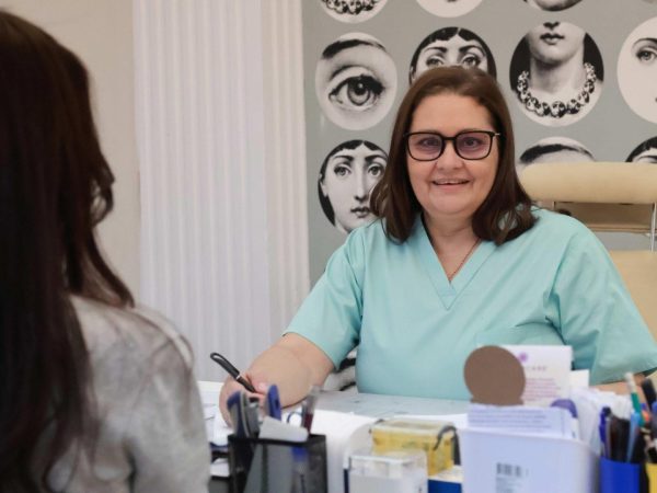 Diagnosticul precoce al cancerului de col uterin îți poate salva viața! Dr. Lorena Turculeț îți explică de ce